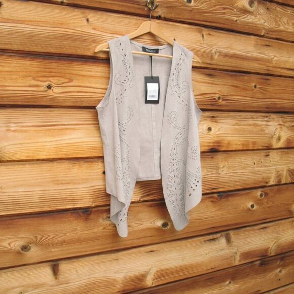 NWT Rino & Pelle Faux Suede Laser Cut Vest - Picture 2 of 9